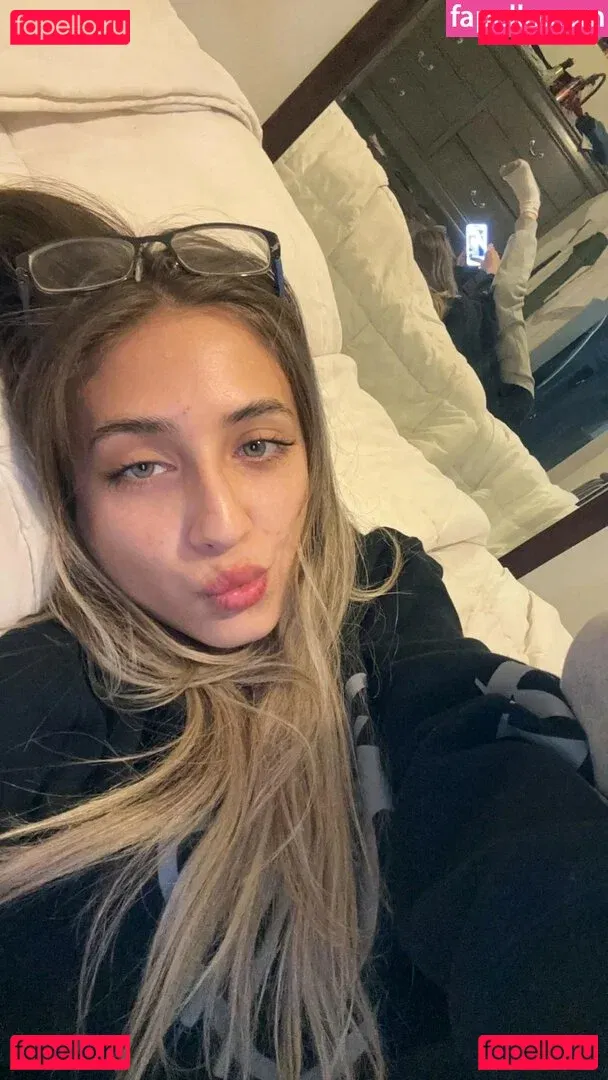 YellowMinimum6204 Onlyfans Photo Gallery 