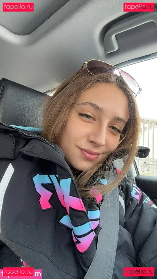 YellowMinimum6204 Onlyfans Photo Gallery 