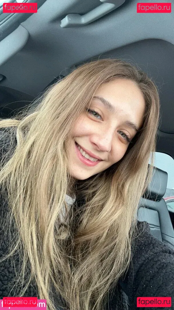 YellowMinimum6204 Onlyfans Photo Gallery 