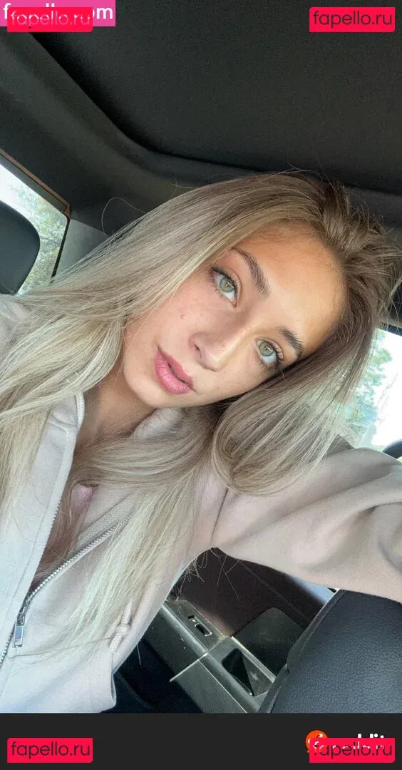 YellowMinimum6204 Onlyfans Photo Gallery 