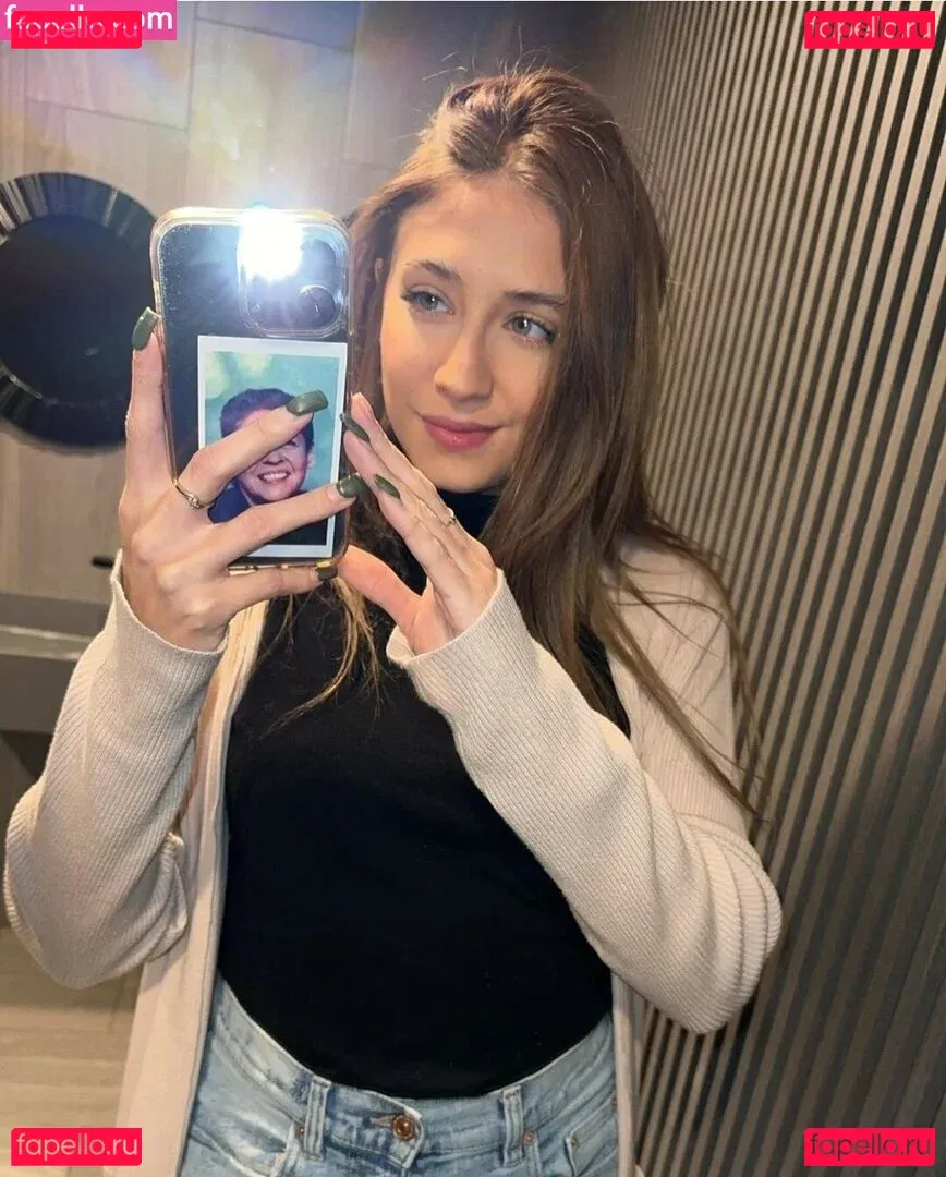 YellowMinimum6204 Onlyfans Photo Gallery 