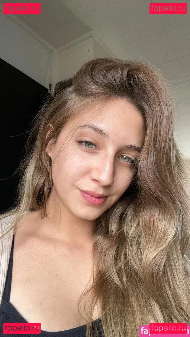 YellowMinimum6204 Onlyfans Photo Gallery 