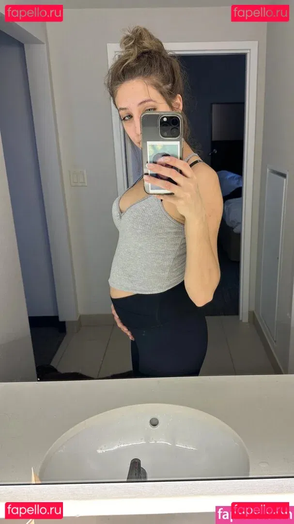 YellowMinimum6204 Onlyfans Photo Gallery 