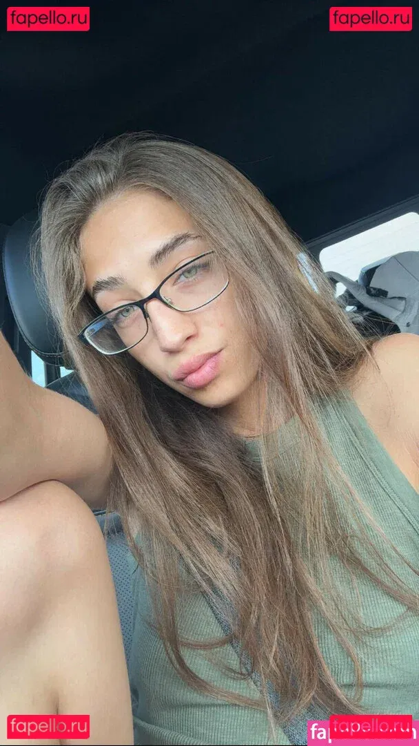 YellowMinimum6204 Onlyfans Photo Gallery 