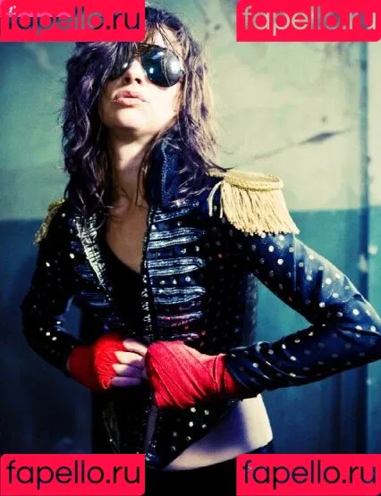 Juliette Lewis Onlyfans Photo Gallery 