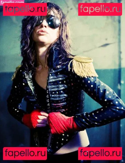 Juliette Lewis Onlyfans Photo Gallery 