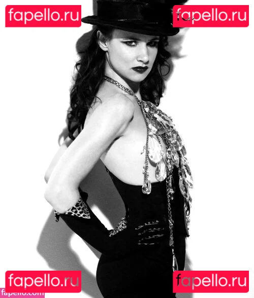 Juliette Lewis Onlyfans Photo Gallery 