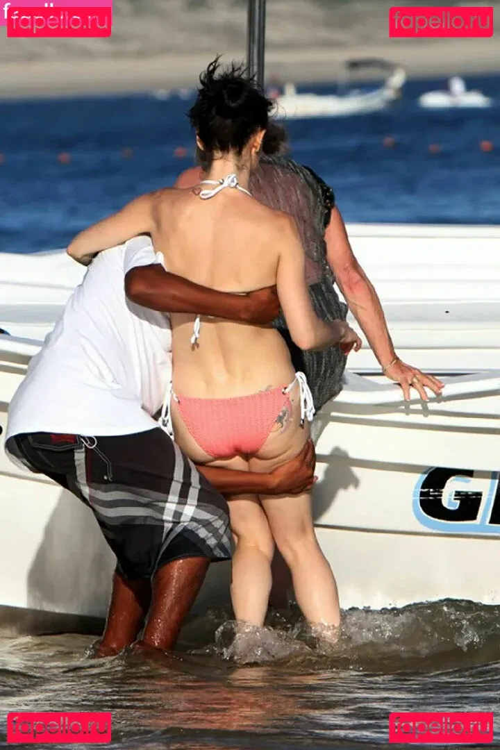 Juliette Lewis Onlyfans Photo Gallery 