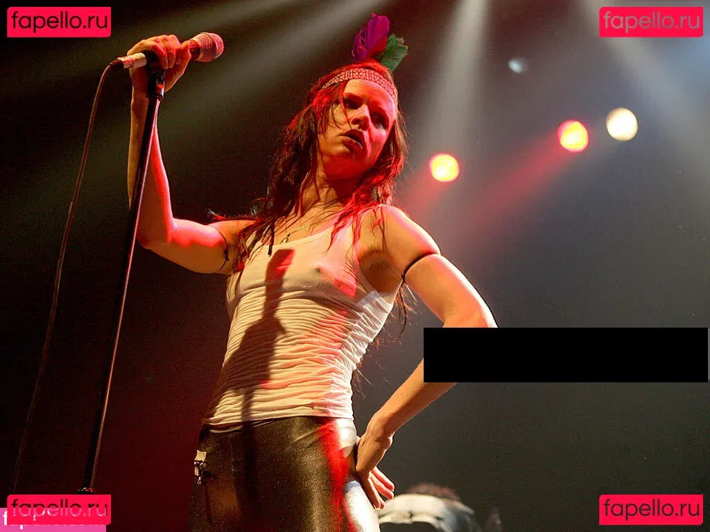 Juliette Lewis Onlyfans Photo Gallery 