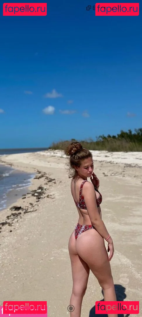 Cassieeeeknott Onlyfans Photo Gallery 