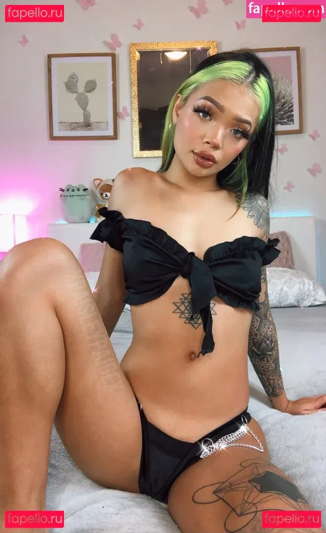 Paisley Paige Onlyfans Photo Gallery 