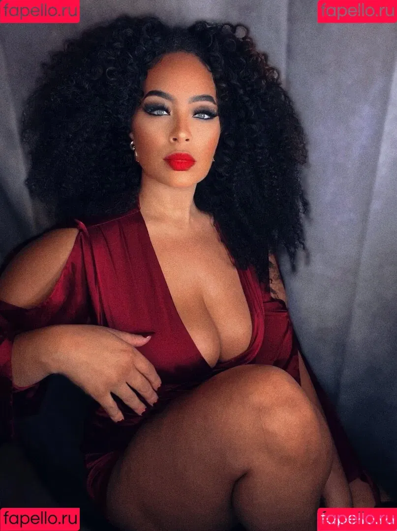 Lovesirensong Onlyfans Photo Gallery 