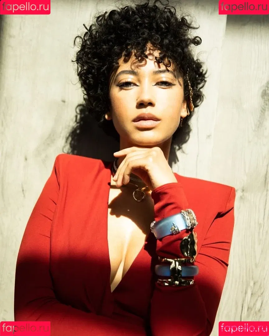 Andy Allo Onlyfans Photo Gallery 
