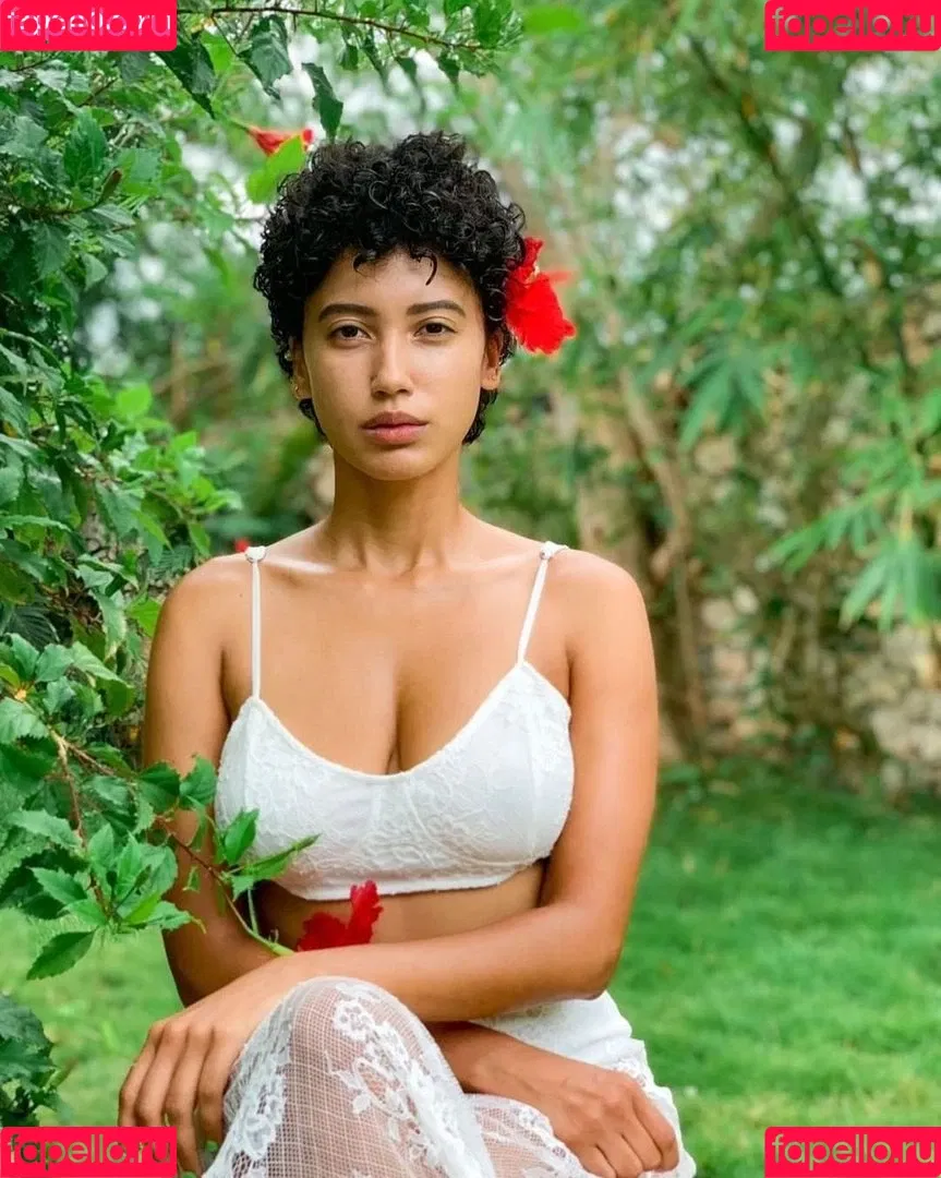 Andy Allo Onlyfans Photo Gallery 