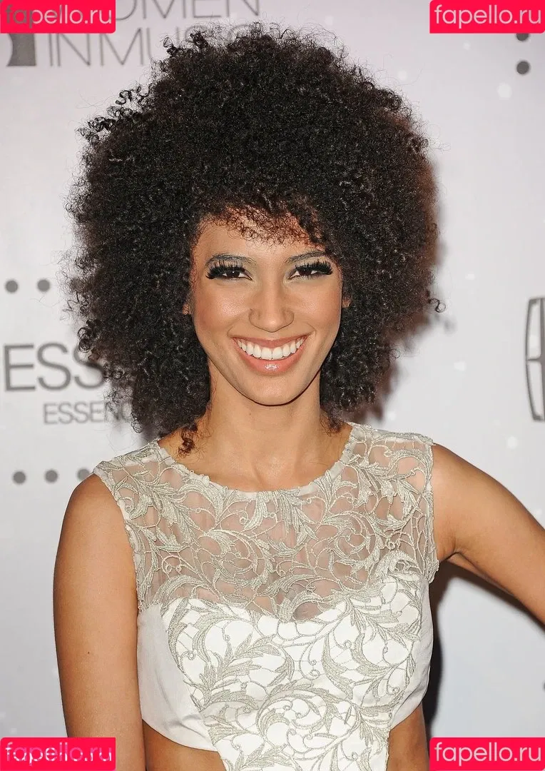 Andy Allo Onlyfans Photo Gallery 