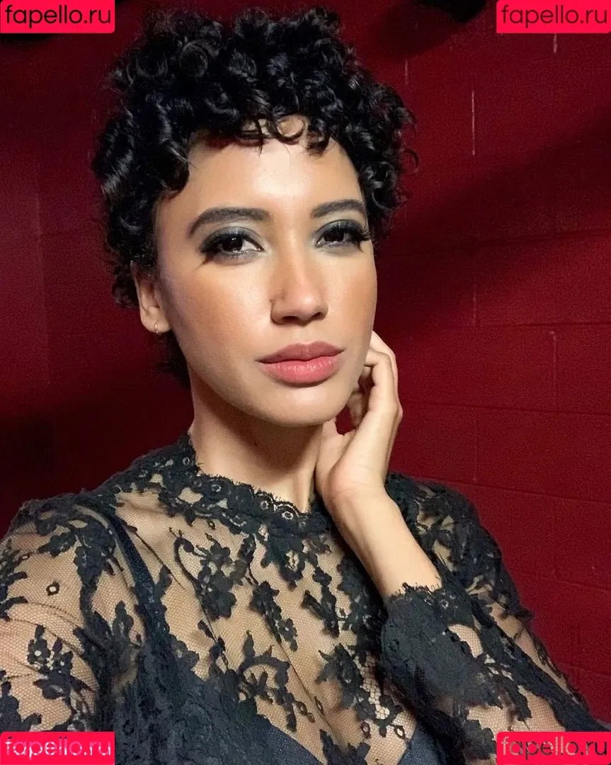 Andy Allo Onlyfans Photo Gallery 