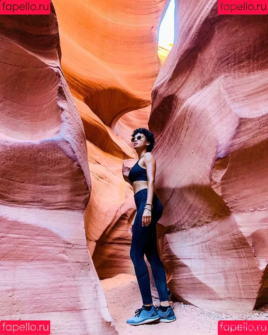 Andy Allo Onlyfans Photo Gallery 