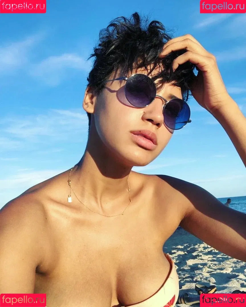Andy Allo Onlyfans Photo Gallery 