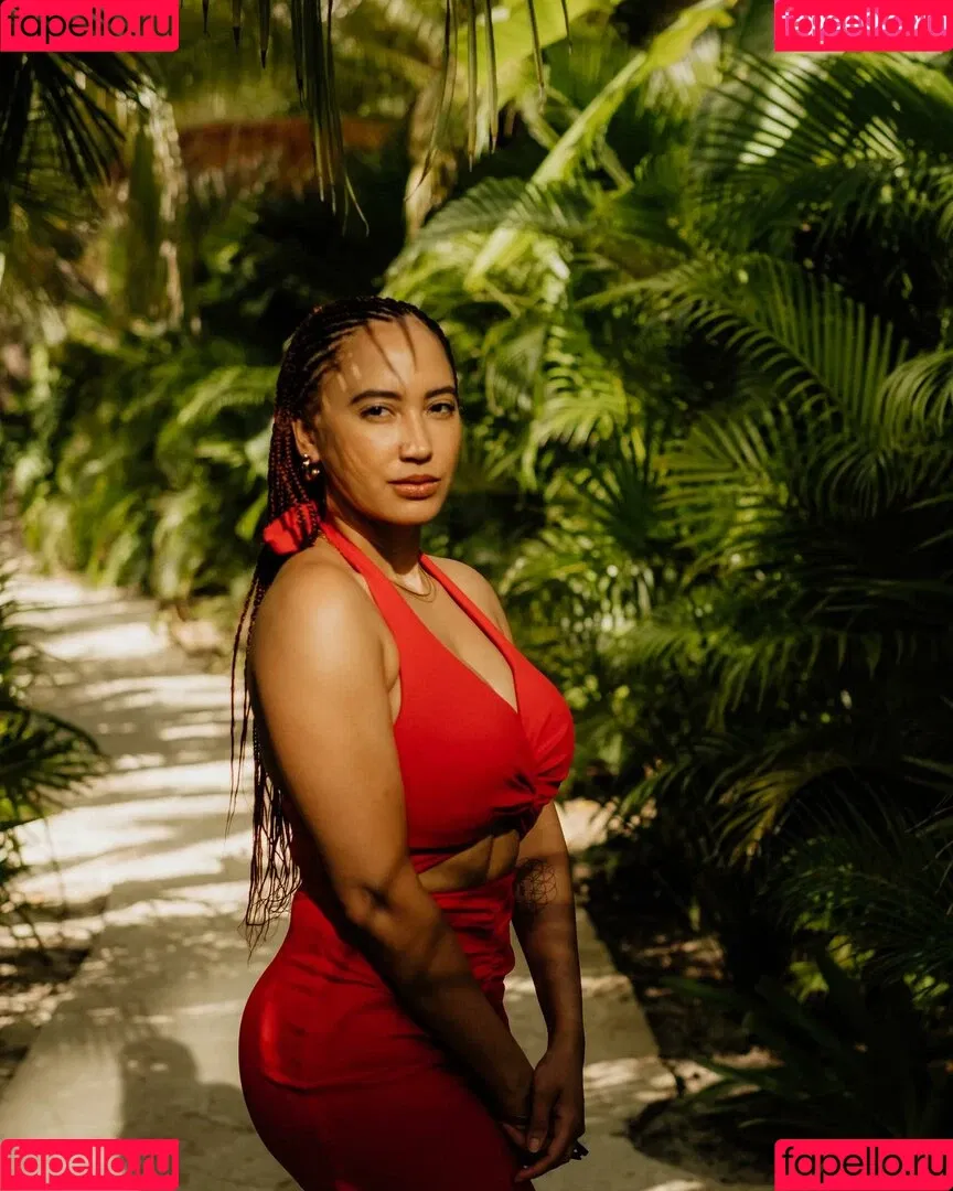 Andy Allo Onlyfans Photo Gallery 