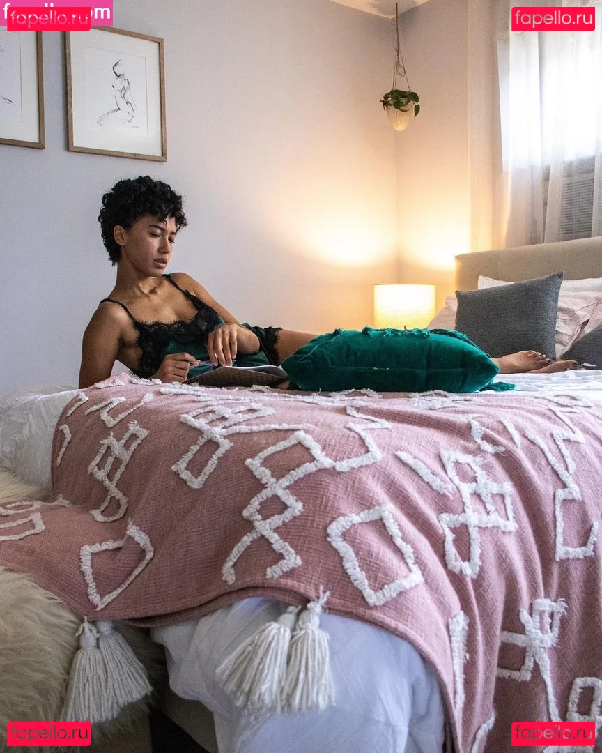 Andy Allo Onlyfans Photo Gallery 