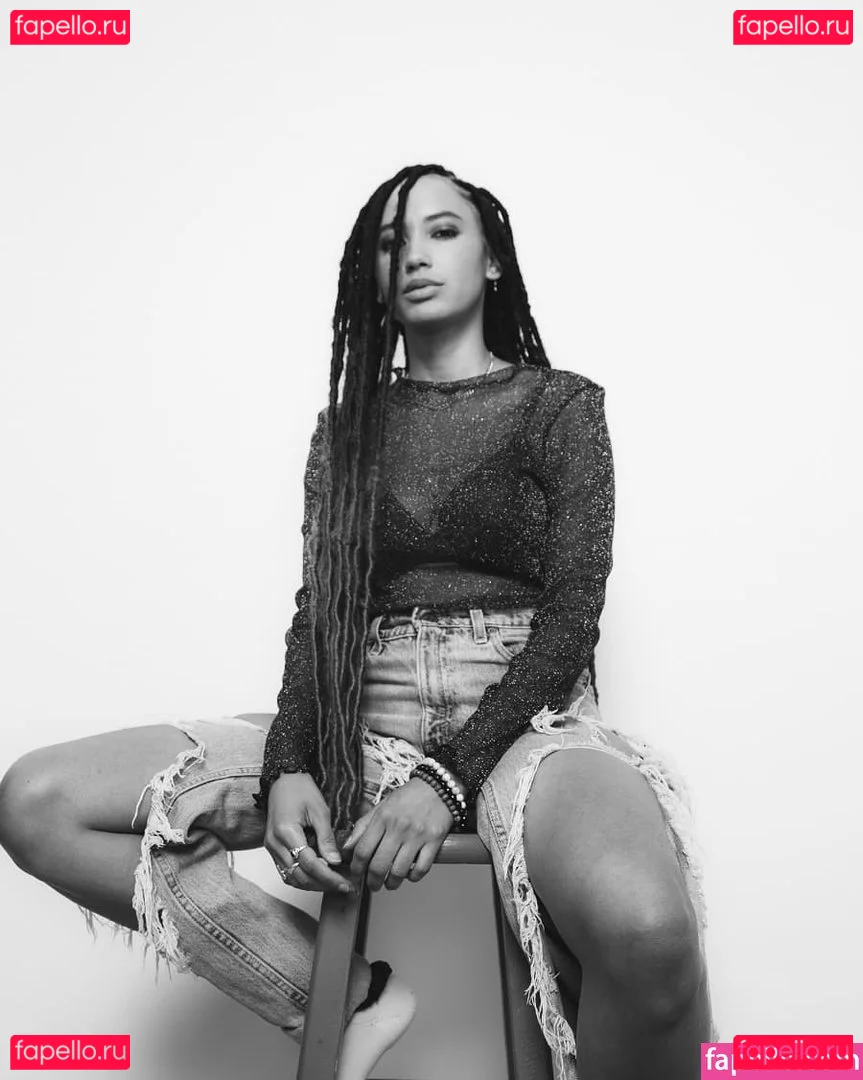 Andy Allo Onlyfans Photo Gallery 