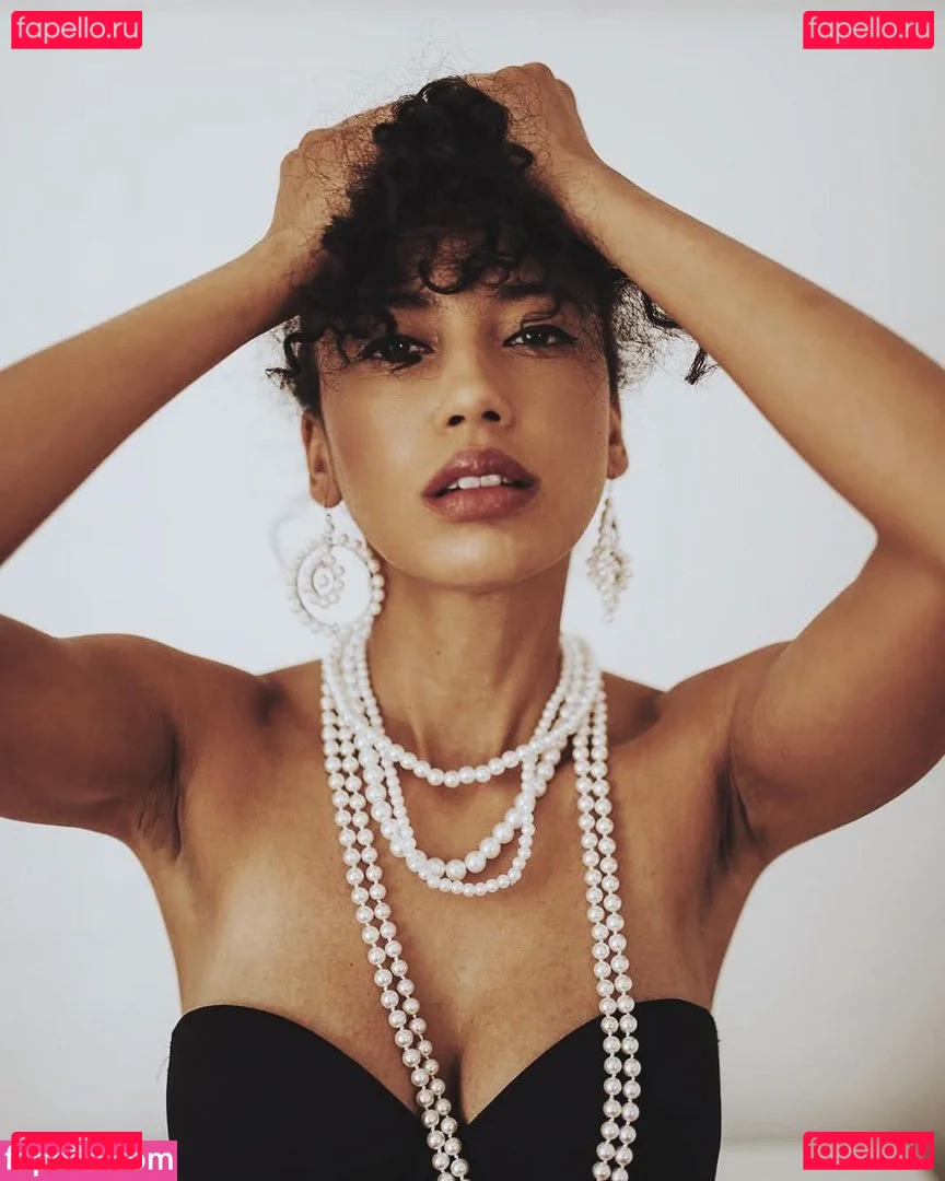 Andy Allo Onlyfans Photo Gallery 