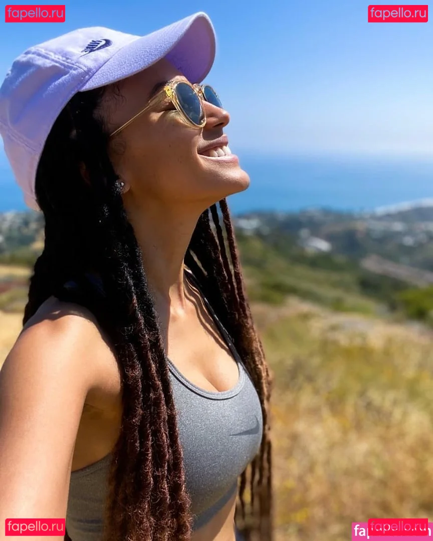 Andy Allo Onlyfans Photo Gallery 