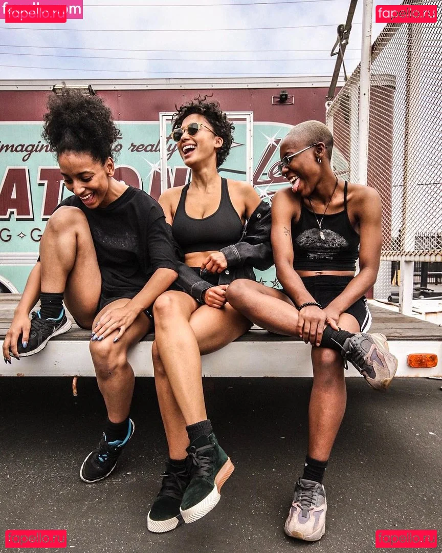 Andy Allo Onlyfans Photo Gallery 