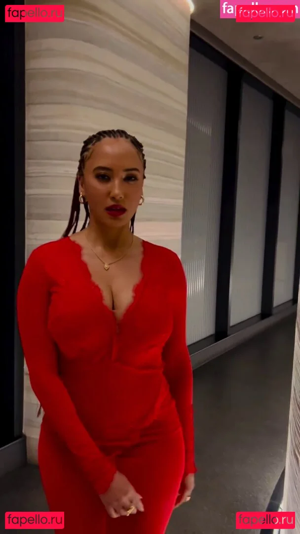 Andy Allo Onlyfans Photo Gallery 