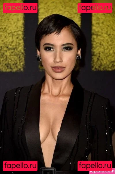 Andy Allo Onlyfans Photo Gallery 