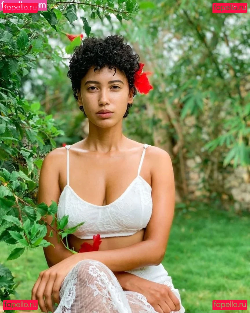 Andy Allo Onlyfans Photo Gallery 