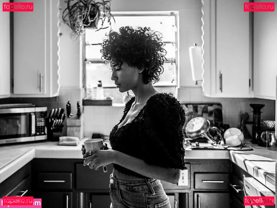 Andy Allo Onlyfans Photo Gallery 