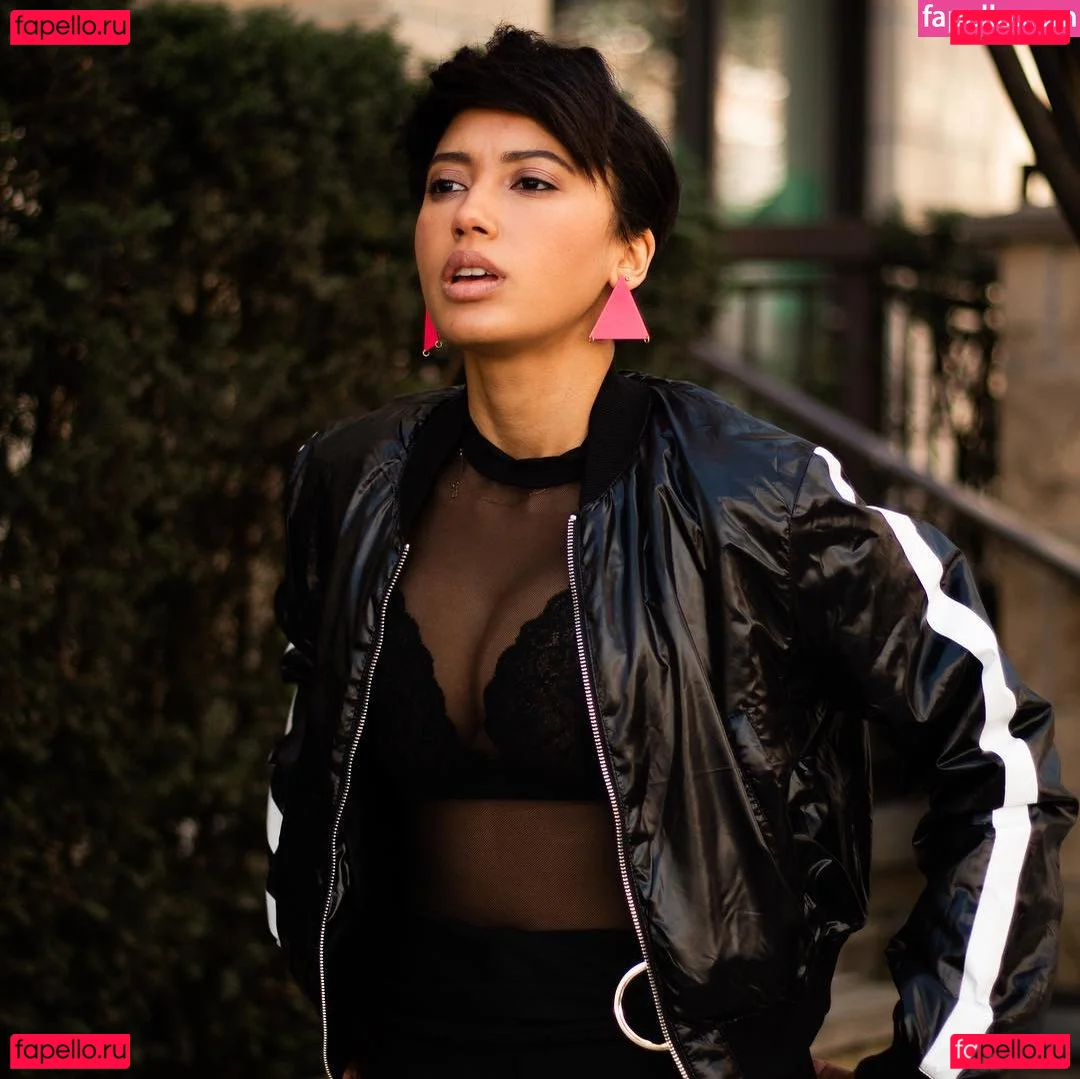 Andy Allo Onlyfans Photo Gallery 