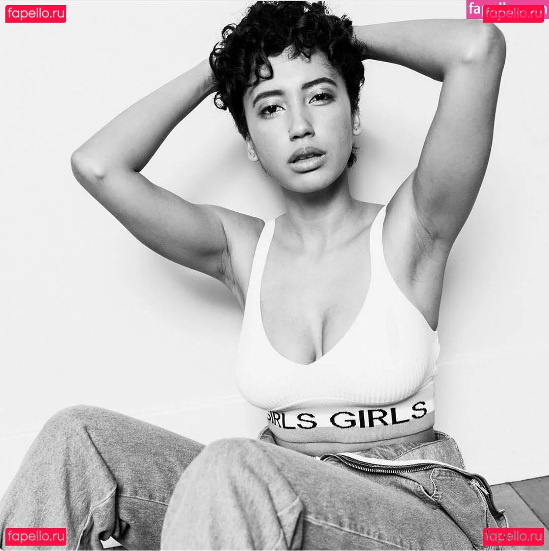 Andy Allo Onlyfans Photo Gallery 