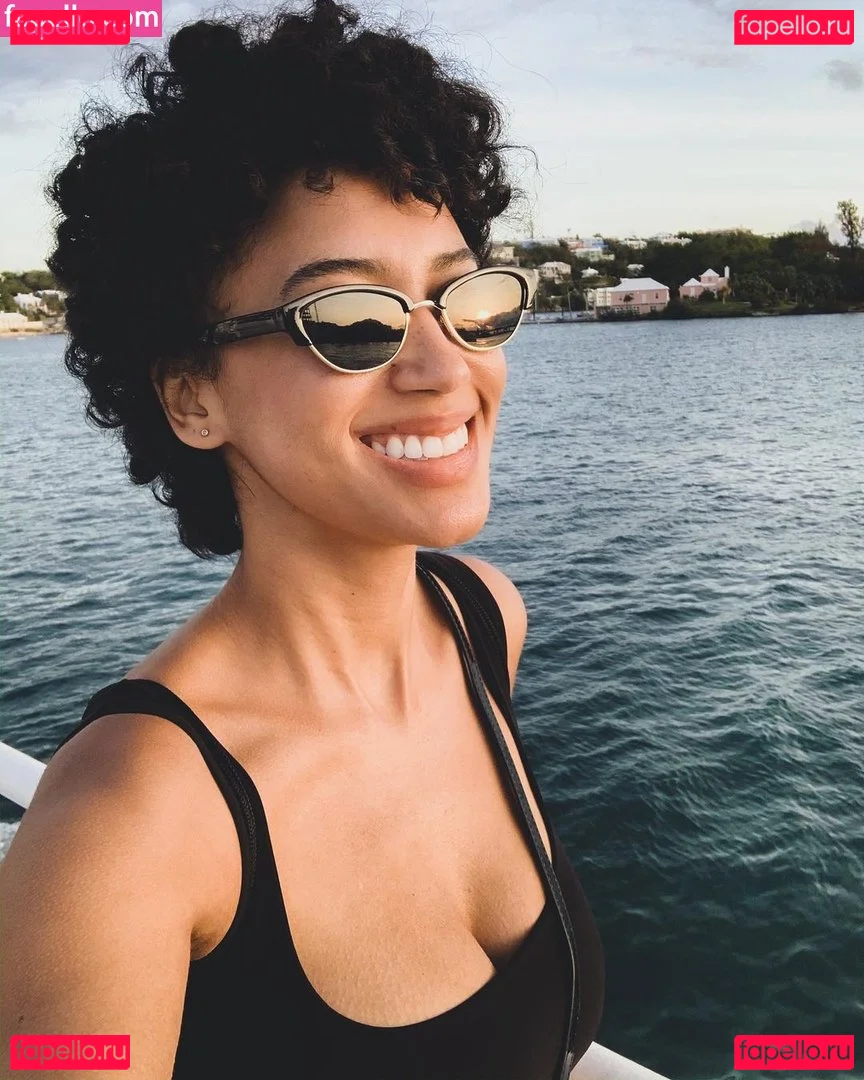 Andy Allo Onlyfans Photo Gallery 