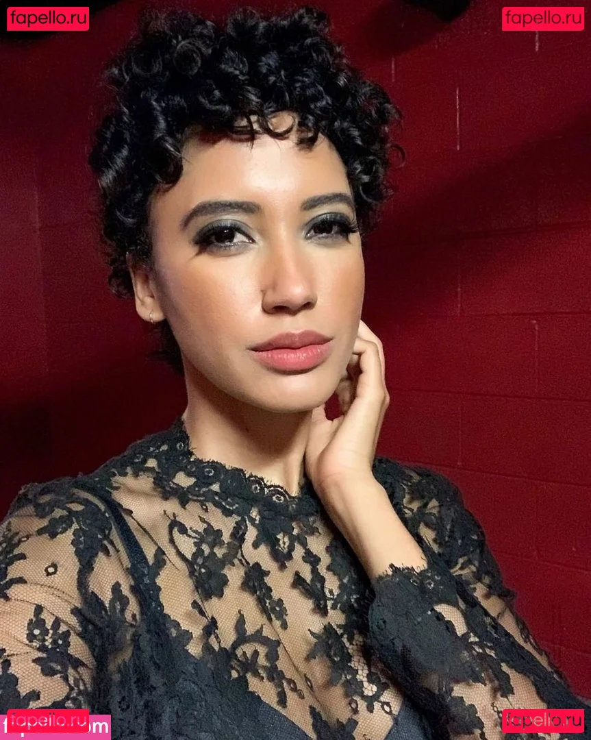 Andy Allo Onlyfans Photo Gallery 
