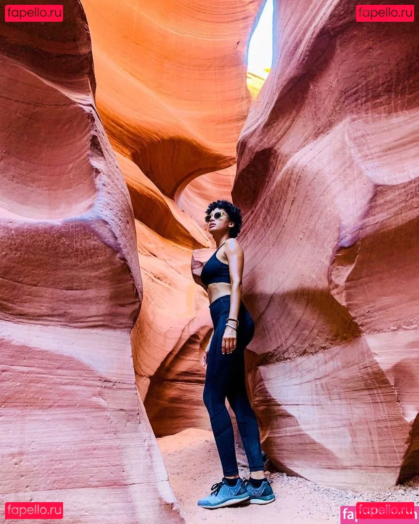 Andy Allo Onlyfans Photo Gallery 