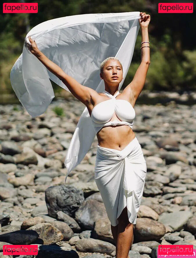 Andy Allo Onlyfans Photo Gallery 