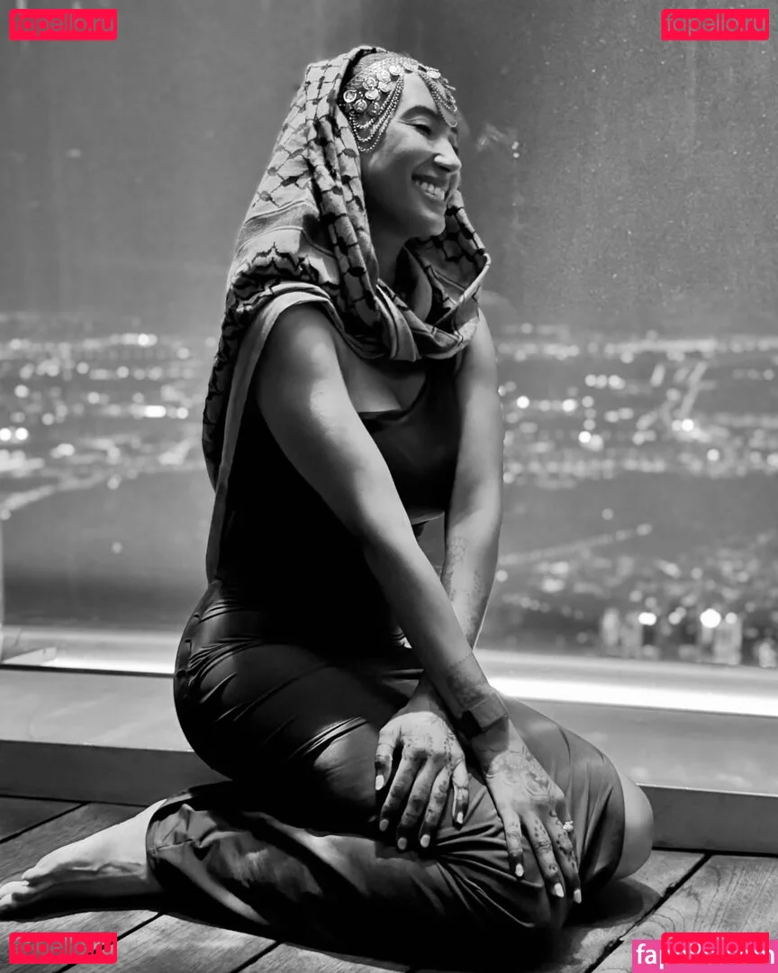 Andy Allo Onlyfans Photo Gallery 