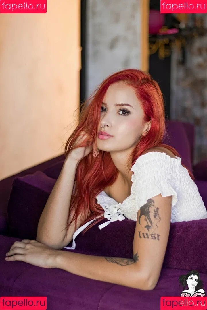 Satrinna Onlyfans Photo Gallery 