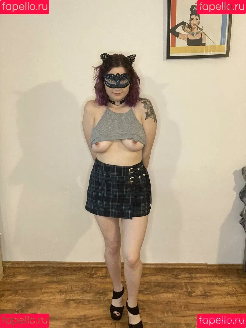Lunafern Onlyfans Photo Gallery 