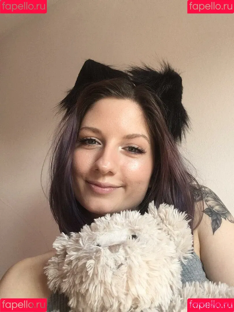 Lunafern Onlyfans Photo Gallery 