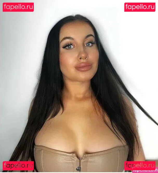 Kate Patterson Onlyfans Photo Gallery 