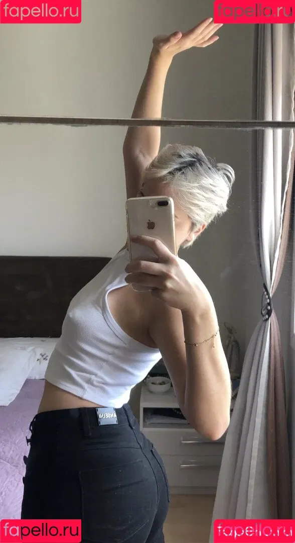 Madu Garbin Onlyfans Photo Gallery 