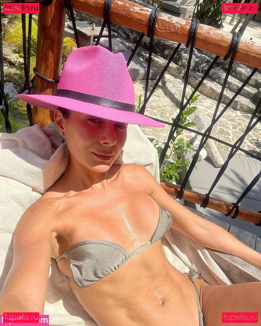 Johanna Fadul Onlyfans Photo Gallery 