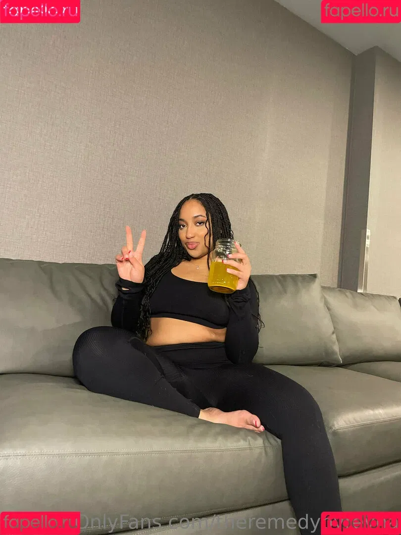 theremedybyreyna Onlyfans Photo Gallery 