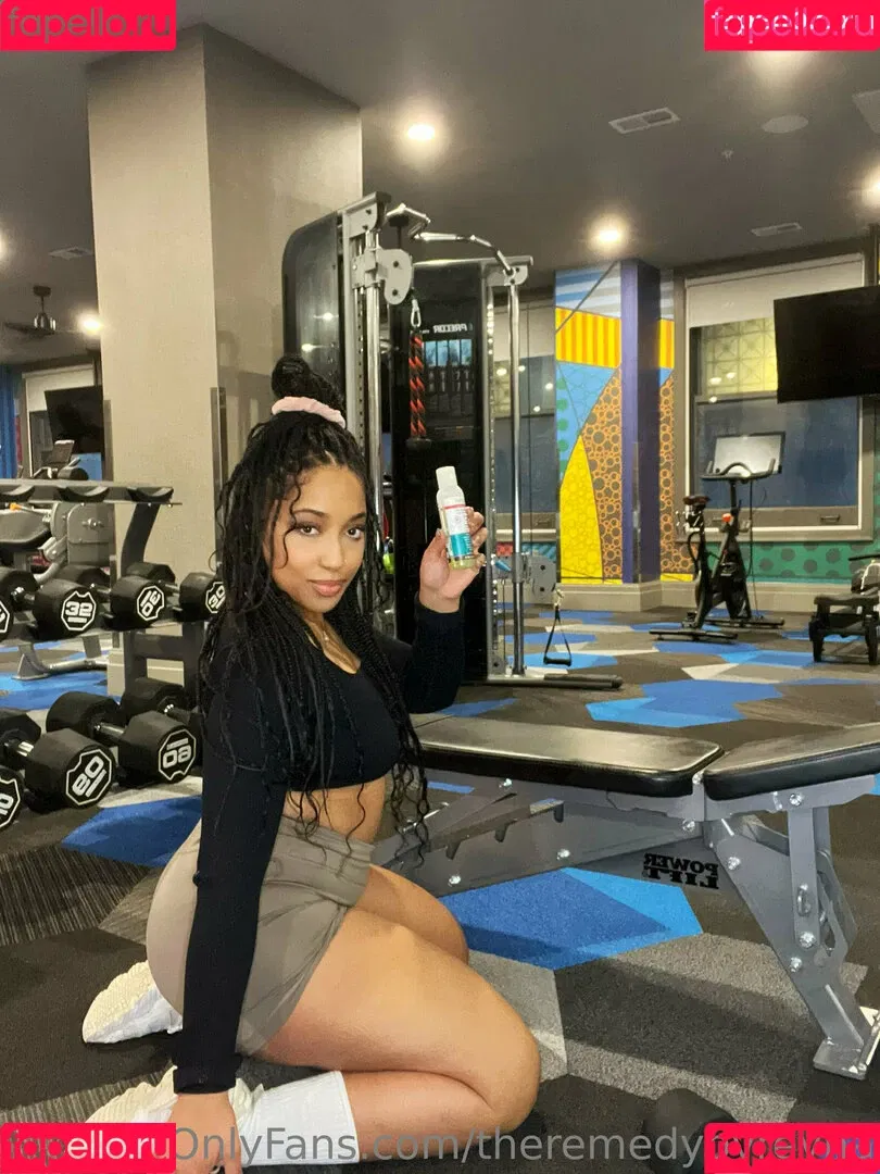 theremedybyreyna Onlyfans Photo Gallery 