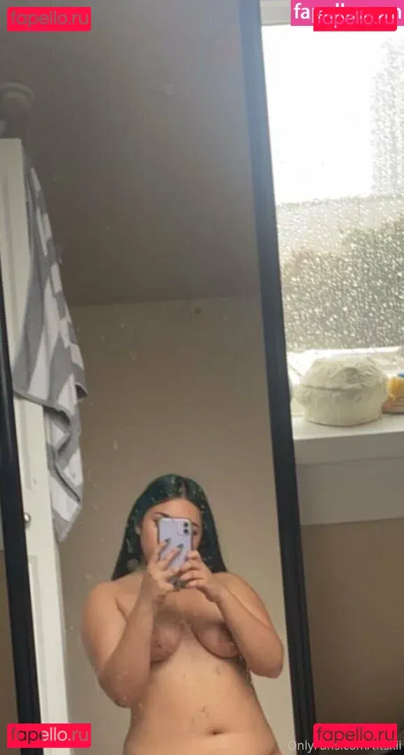 titskiii Onlyfans Photo Gallery 