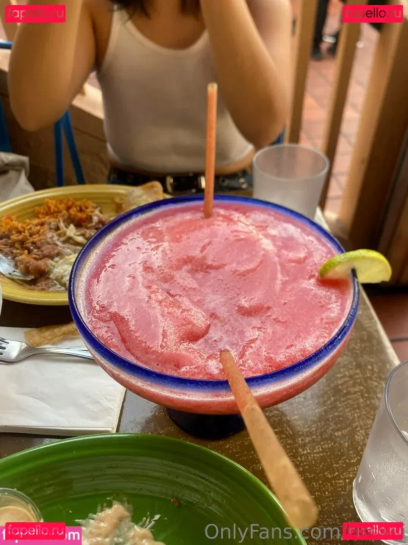 titskiii Onlyfans Photo Gallery 