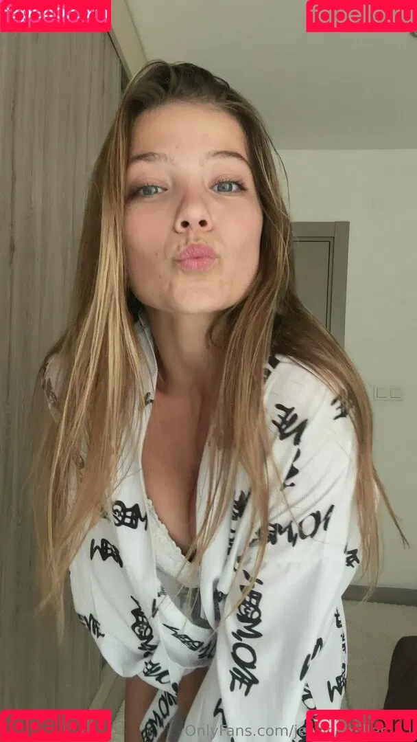 jessicamiller111 Onlyfans Photo Gallery 